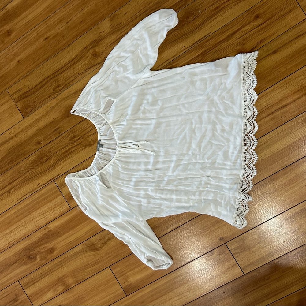 Charlotte Russe White Relaxed 3/4 Sleeve Blouse